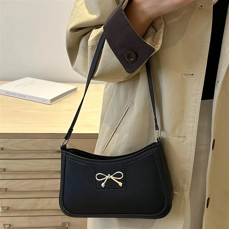 Bloom Noir Elegance Bow Bag