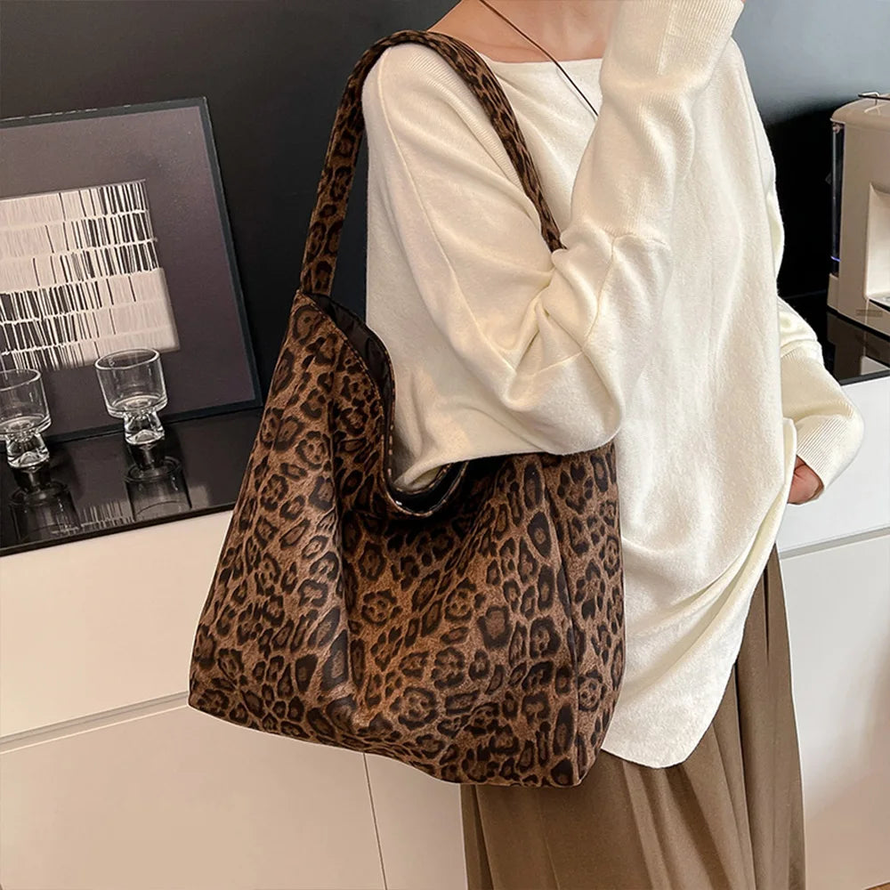 Bloom Leopard Chic Bag